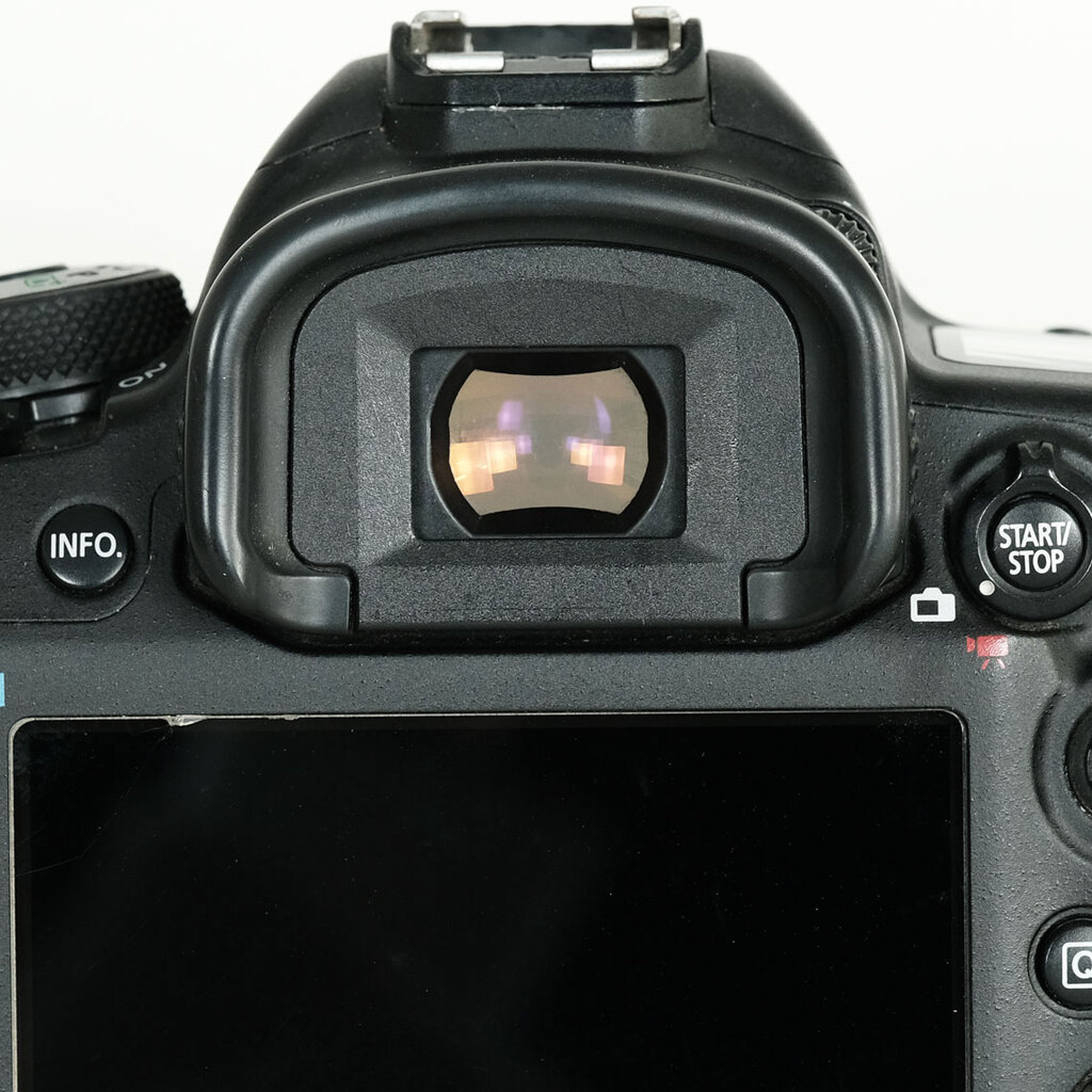 Canon EOS 5D Mark IV