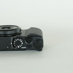 FUJIFILM XF10 ブラック