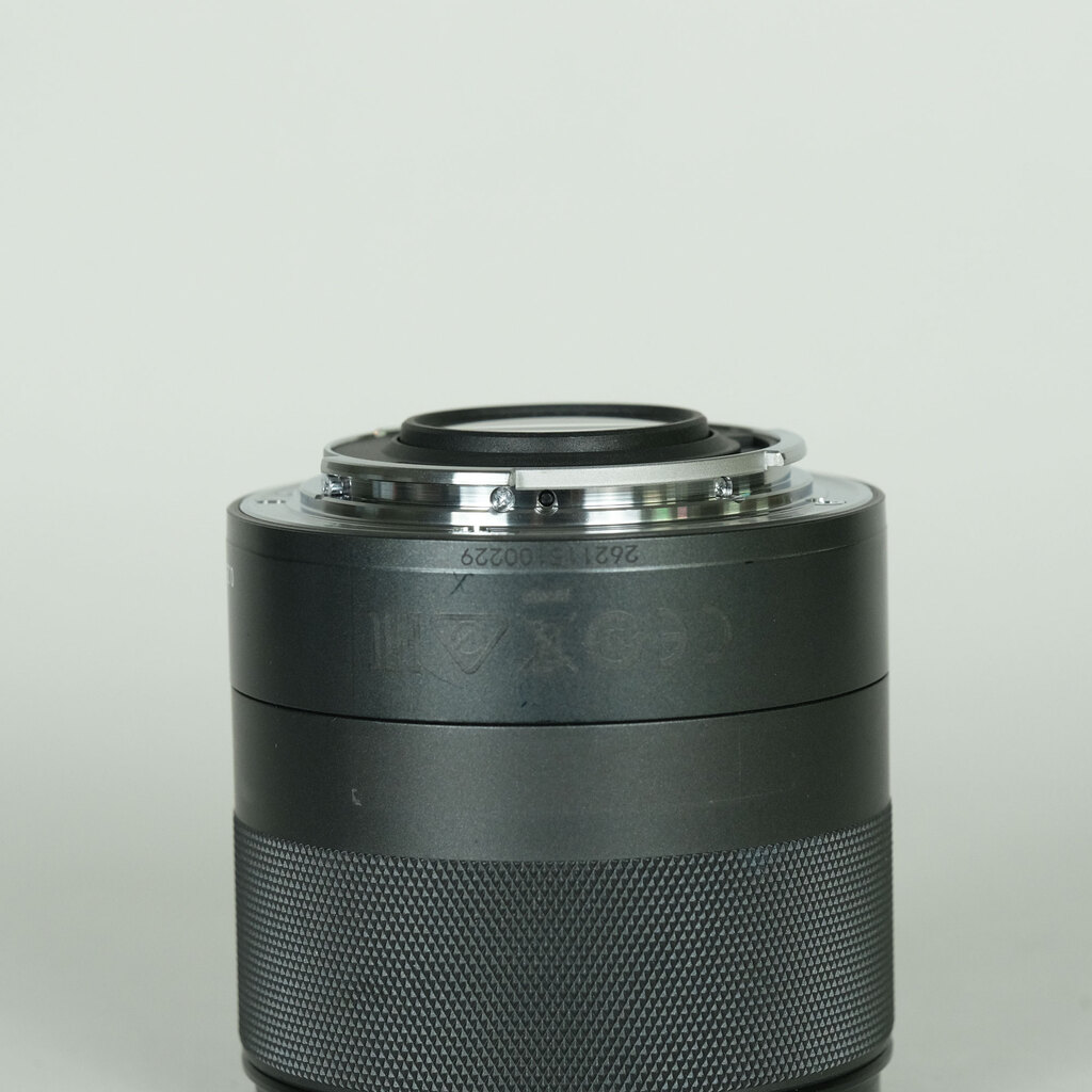 Canon EF-M32mm F1.4 STM