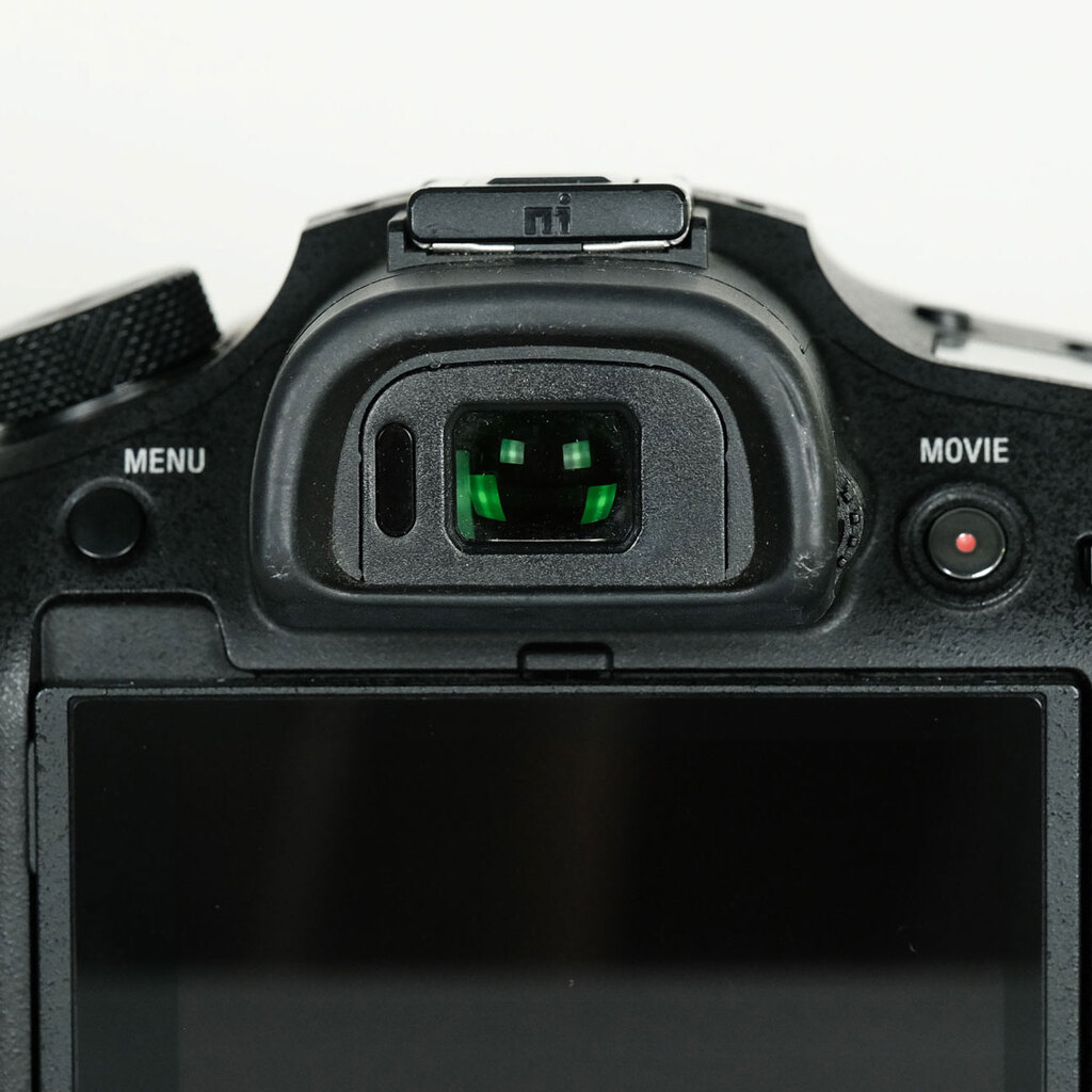 SONY Cyber-shot DSC-RX10M4 SONY Cyber-shot DSC-RX10M4