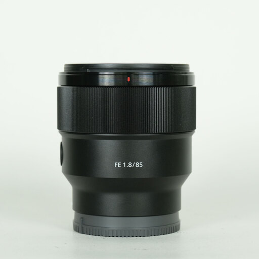 SONY FE 85mm F1.8 SEL85F18を徹底解説。作例からレビューまで | ONE