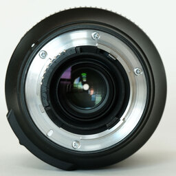 Nikon AF-S NIKKOR 28-300mm f/3.5-5.6G ED VR