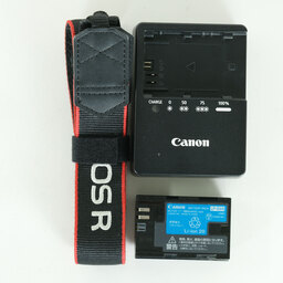 Canon EOS R Canon EOS R