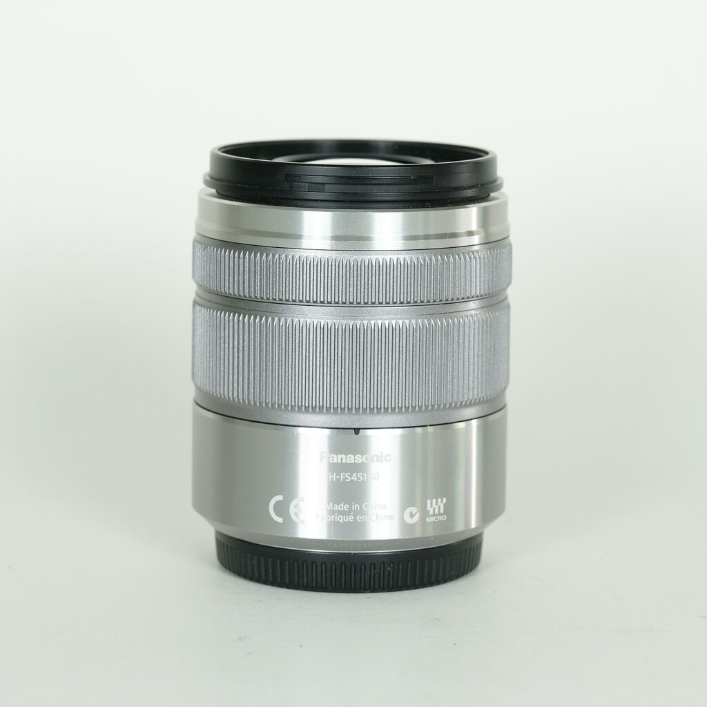 Panasonic LUMIX G VARIO 45-150mm / F4.0-5.6 ASPH. / MEGA O.I.S.