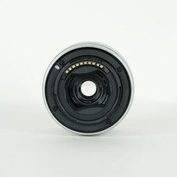 FUJIFILM フジノン XC16-50mm F3.5-5.6 OIS シルバー FUJIFILM フジノン XC16-50mm F3.5-5.6 OIS シルバー