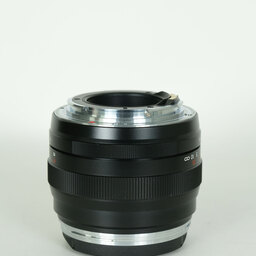 Carl Zeiss Planar T* 50mm F1.4 ZE [キヤノンEF用]