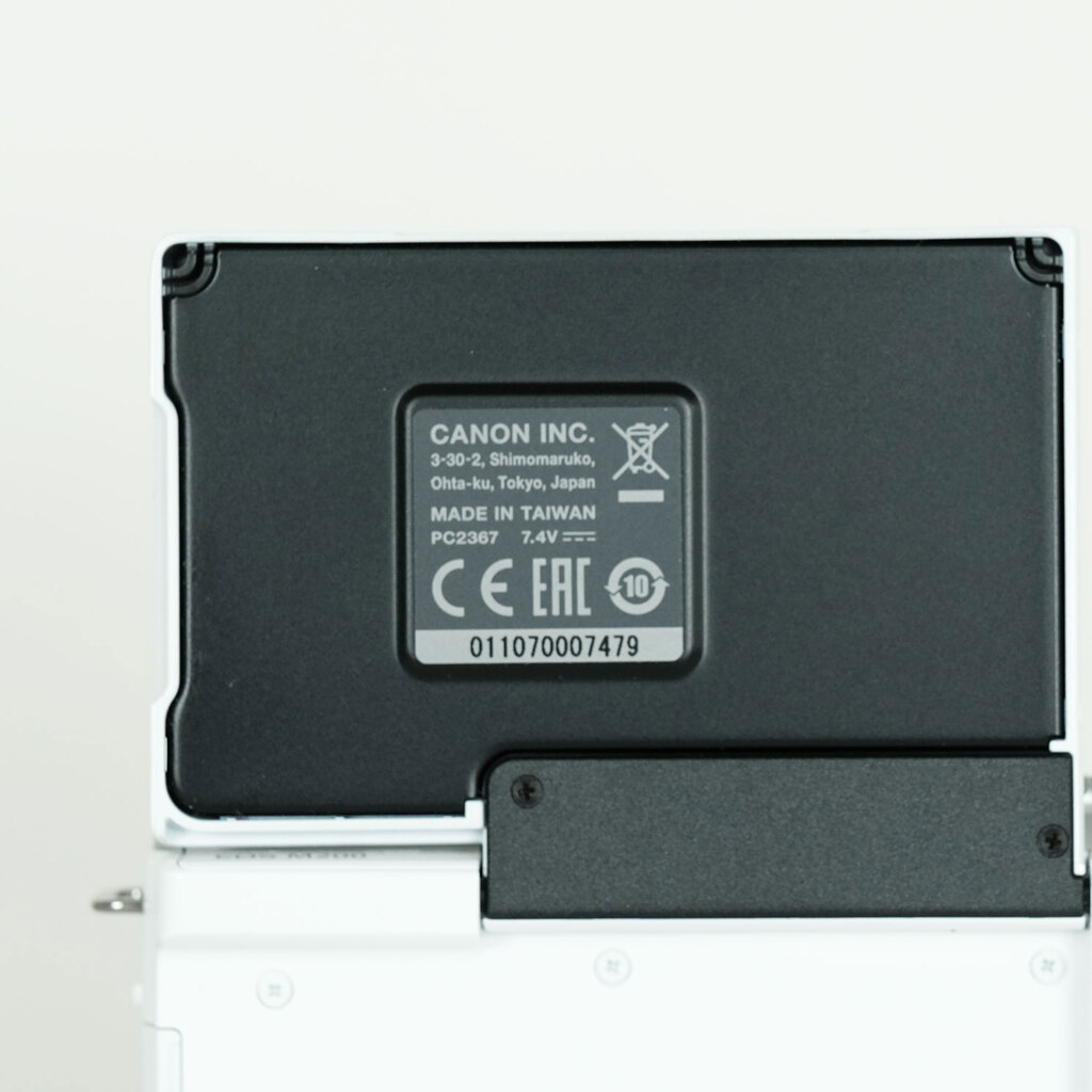 Canon EOS M200 ボディ ホワイト