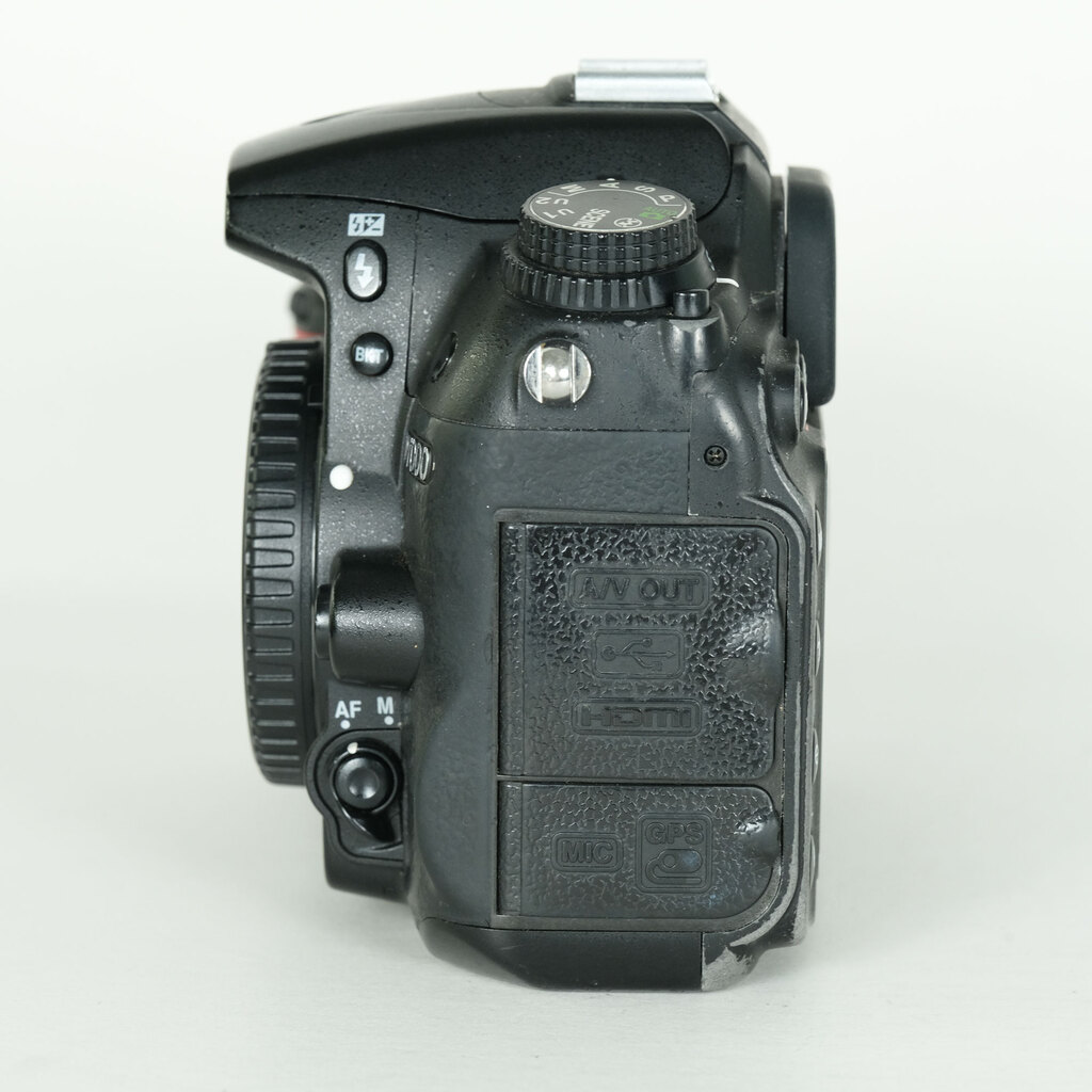 Nikon D7000