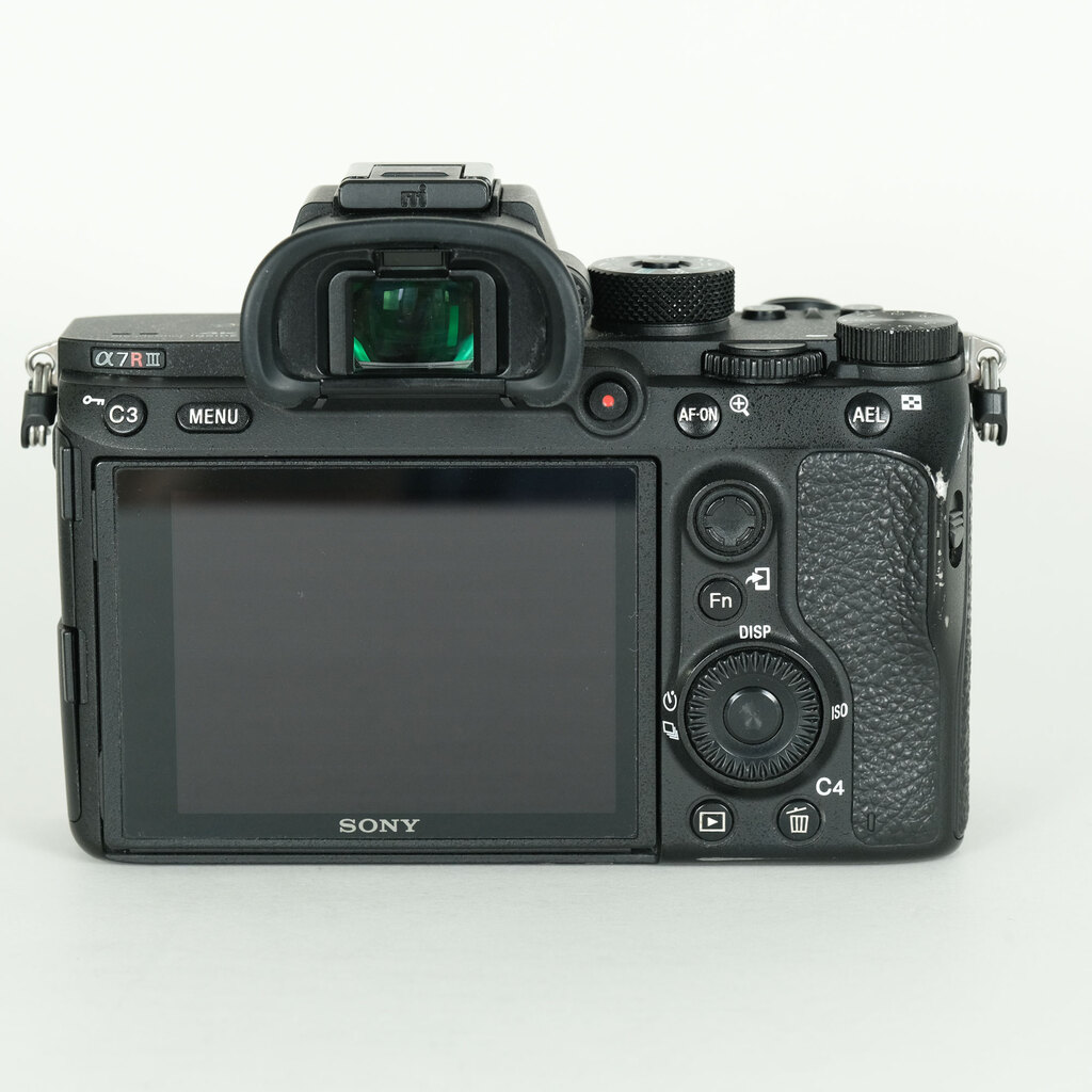 SONY α7R III(ILCE-7RM3)