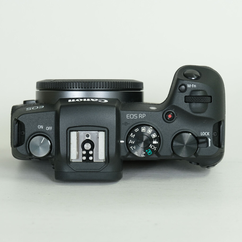 Canon EOS RP Canon EOS RP