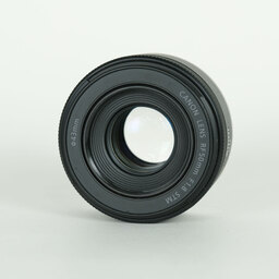 Canon RF50mm F1.8 STM Canon RF50mm F1.8 STM