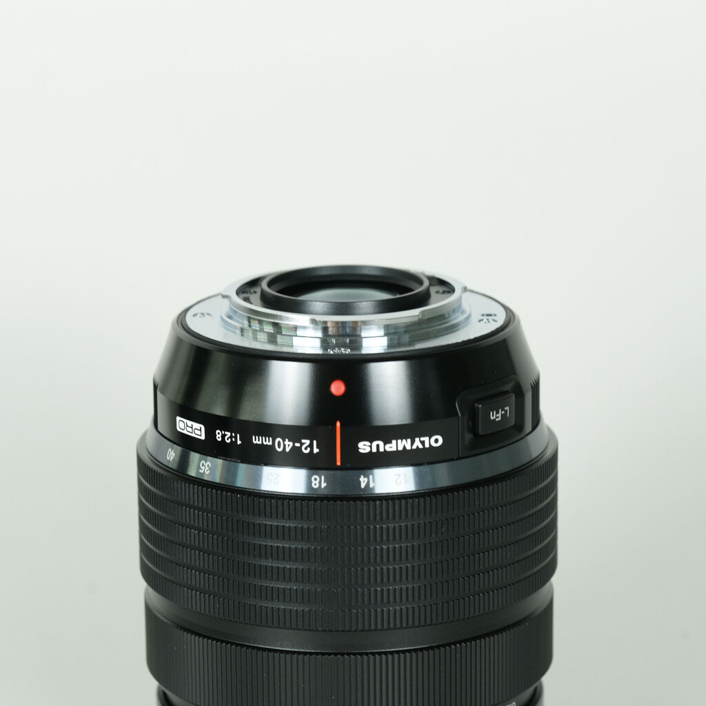 OLYMPUS M.ZUIKO DIGITAL ED 12-40mm F2.8 PRO