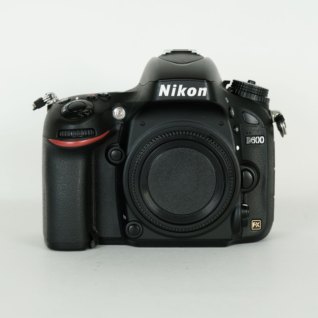 Nikon D600