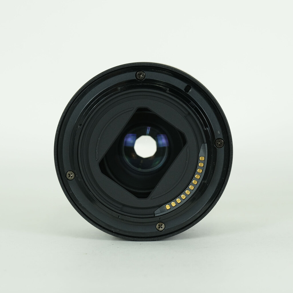 Nikon NIKKOR Z 40mm f/2 Nikon NIKKOR Z 40mm f/2