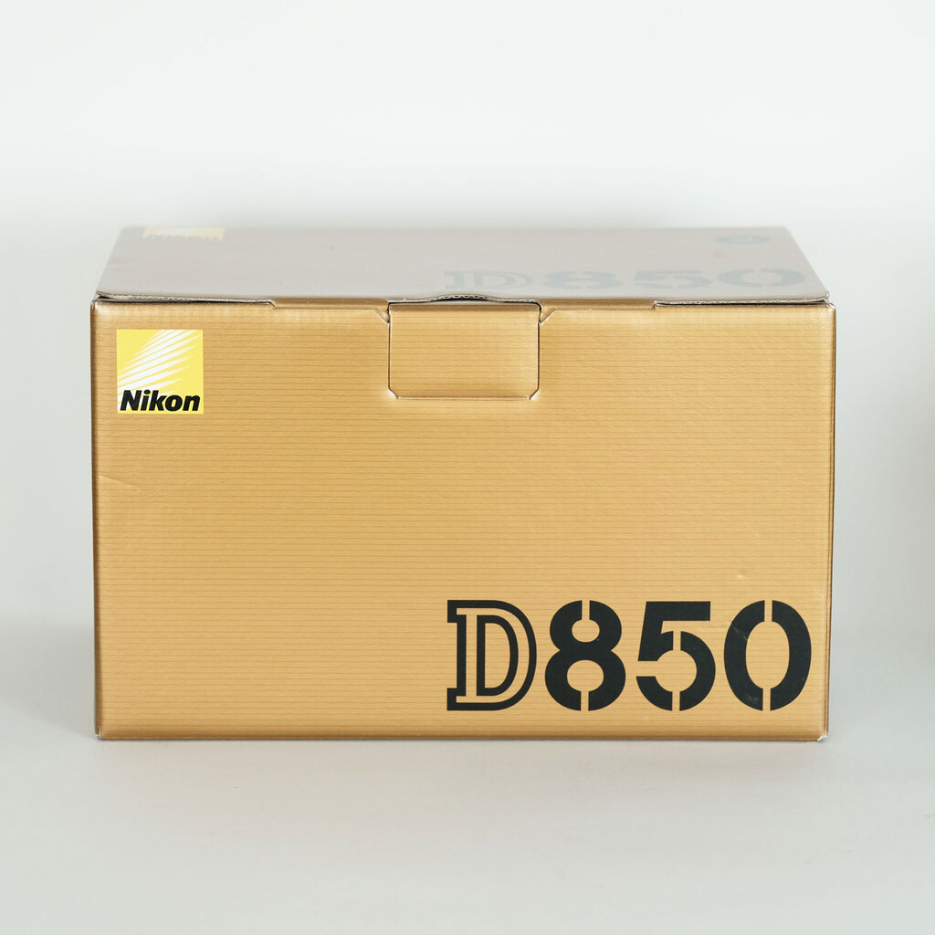 Nikon D850