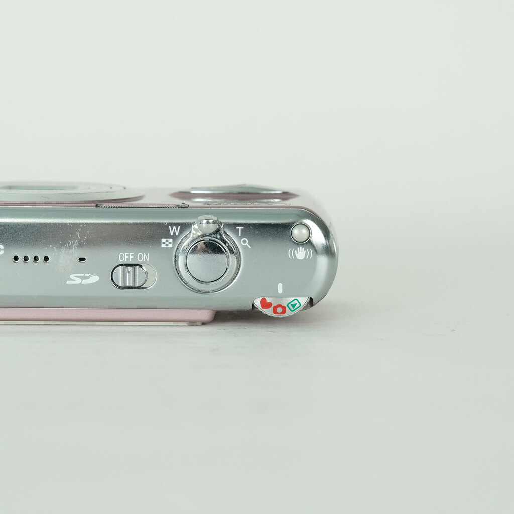 Panasonic DMC-FX01 ミスティピンクの出品 | ONE SCENE（ワンシーン）