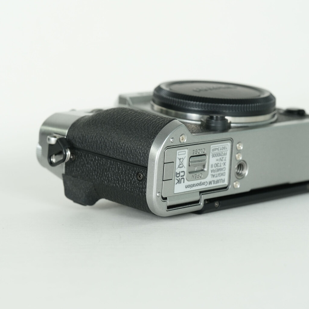 FUJIFILM X-T30 IIの出品 | ONE SCENE（ワンシーン）