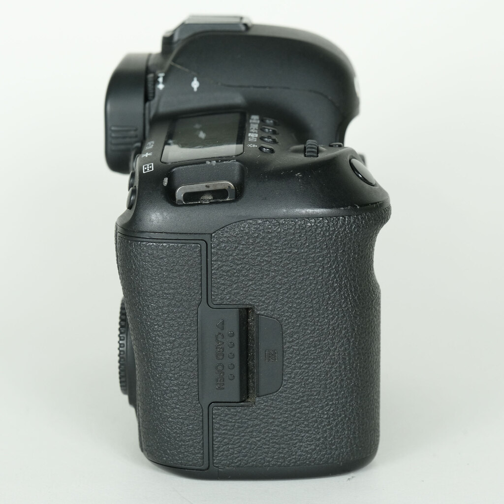 Canon EOS 5D Mark IV