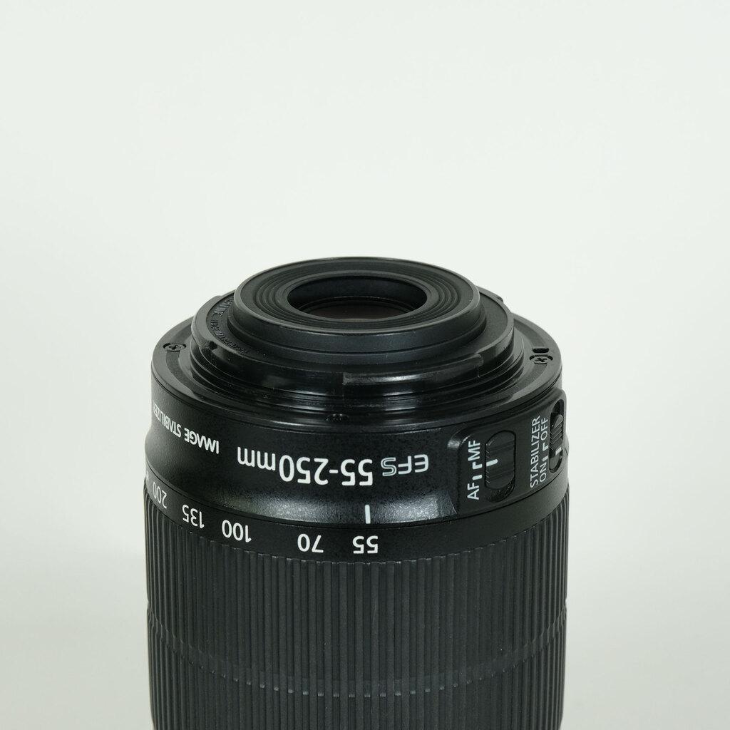 Canon EF-S55-250mm F4-5.6 IS STM