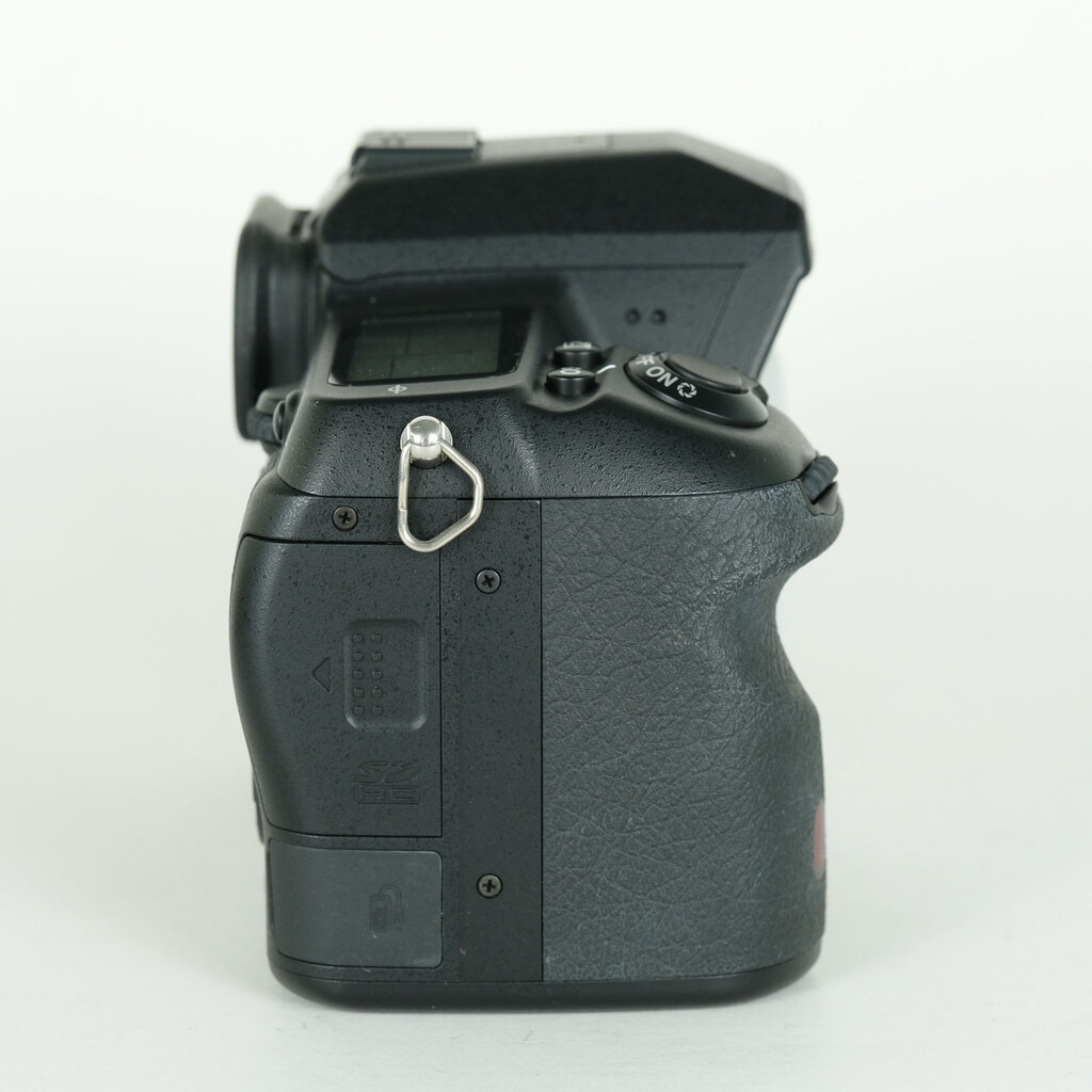 PENTAX K-7の出品 | ONE SCENE（ワンシーン）