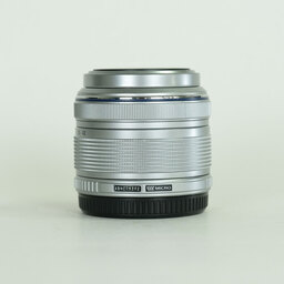 OLYMPUS M.ZUIKO DIGITAL 14-42mm F3.5-5.6IIR シルバー