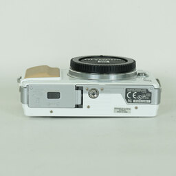 OLYMPUS PEN mini E-PM2 ボディ ホワイト