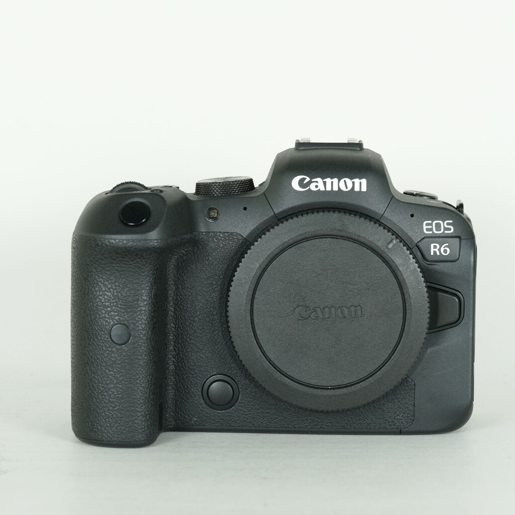 Canon EOS R6 [�{�f�B]