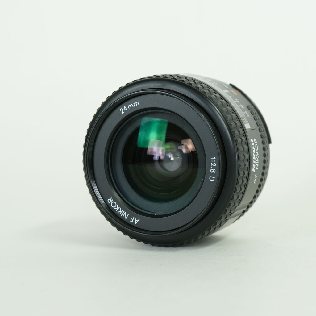 Nikon Ai AF Nikkor 24mm F2.8D