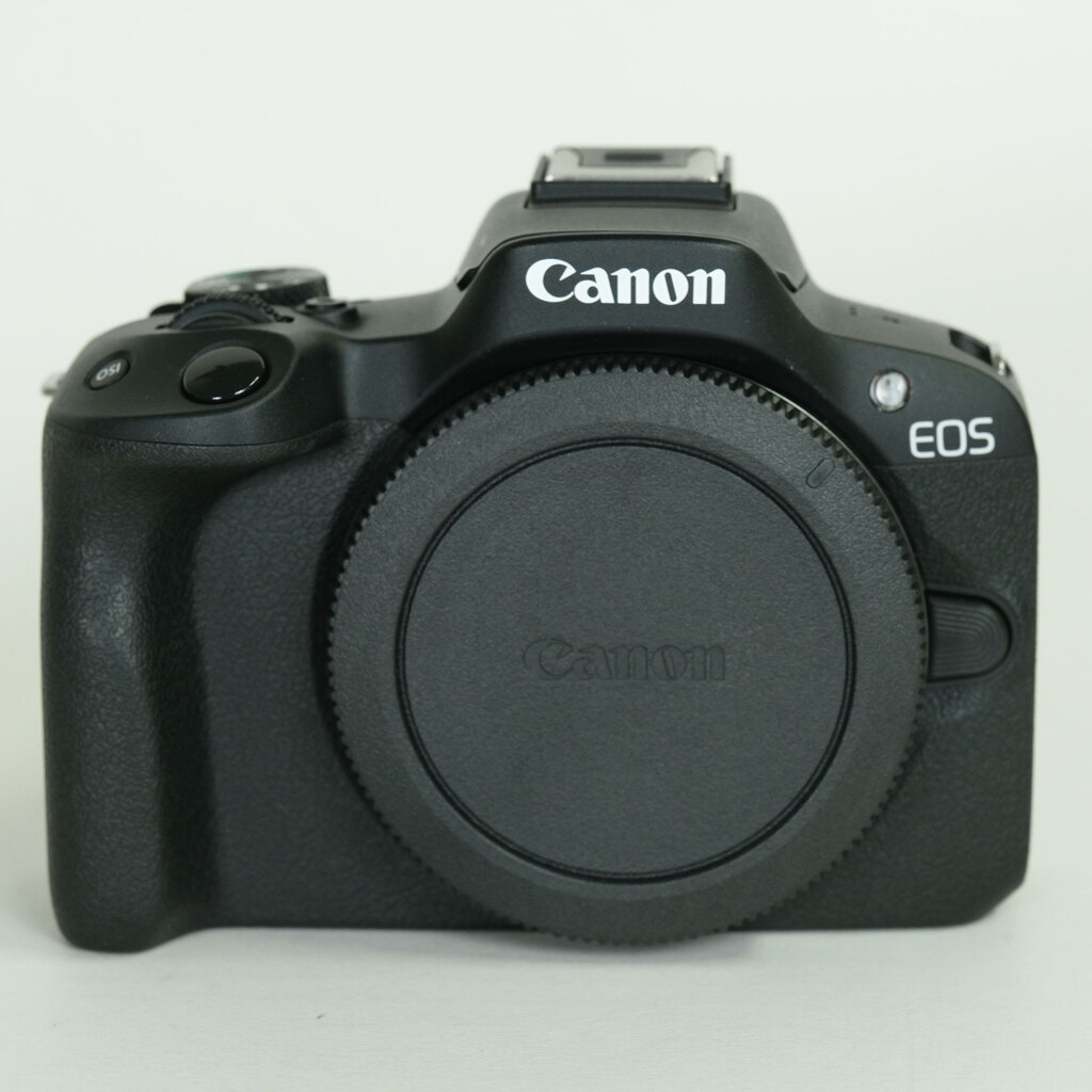 Canon EOS R50