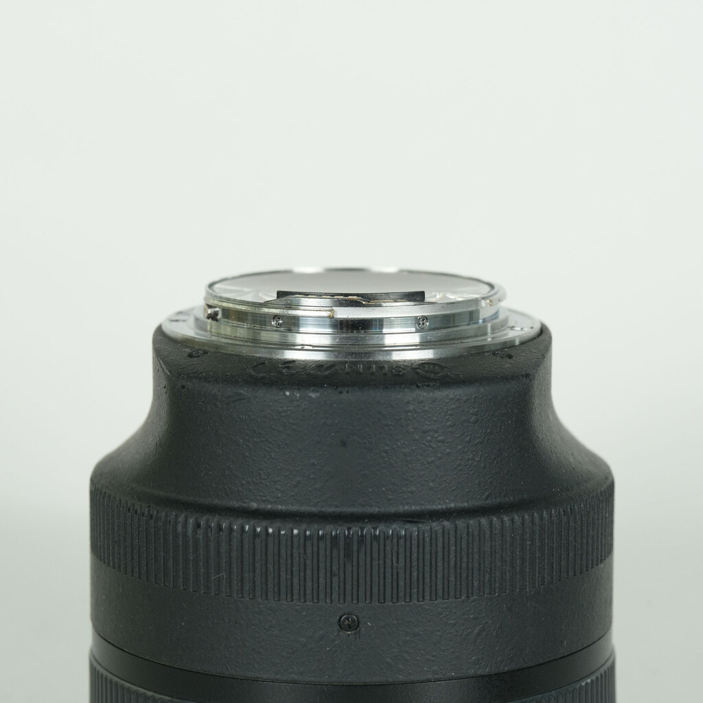 Canon EF85mm F1.2L II USMの出品 | ONE SCENE（ワンシーン）