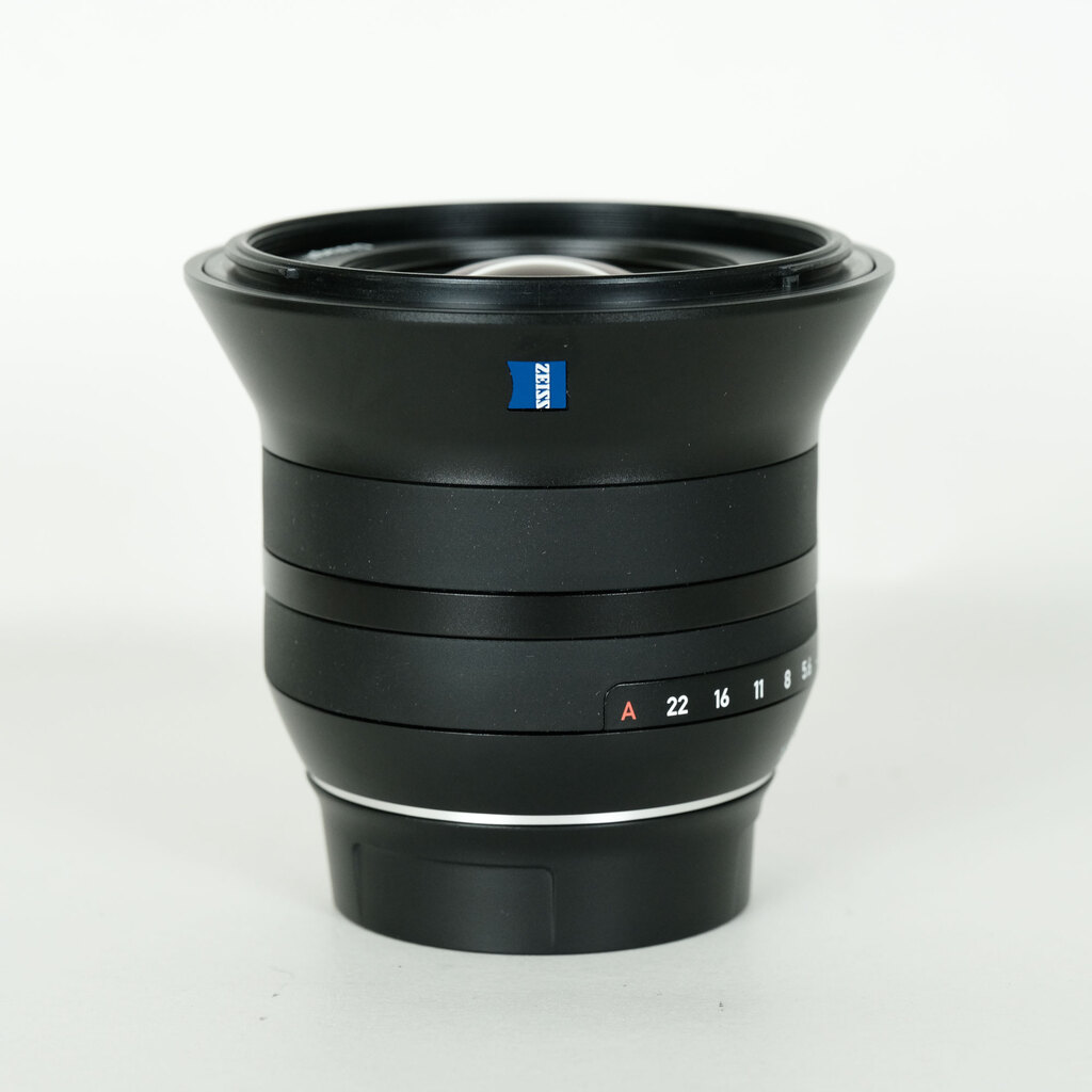 Carl Zeiss Touit 2.8/12 [フジフイルムX用]