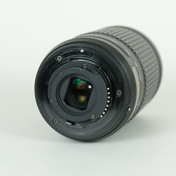 Nikon AF-P DX NIKKOR 70-300mm f/4.5-6.3G ED VR Nikon AF-P DX NIKKOR 70-300mm f/4.5-6.3G ED VR