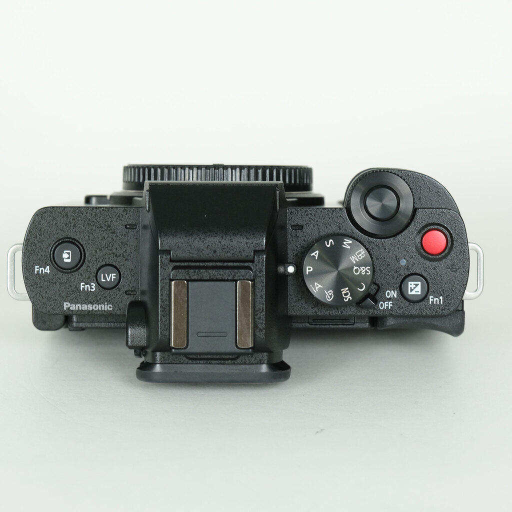 Panasonic LUMIX DC-G100D ボディの出品 | ONE SCENE（ワンシーン）
