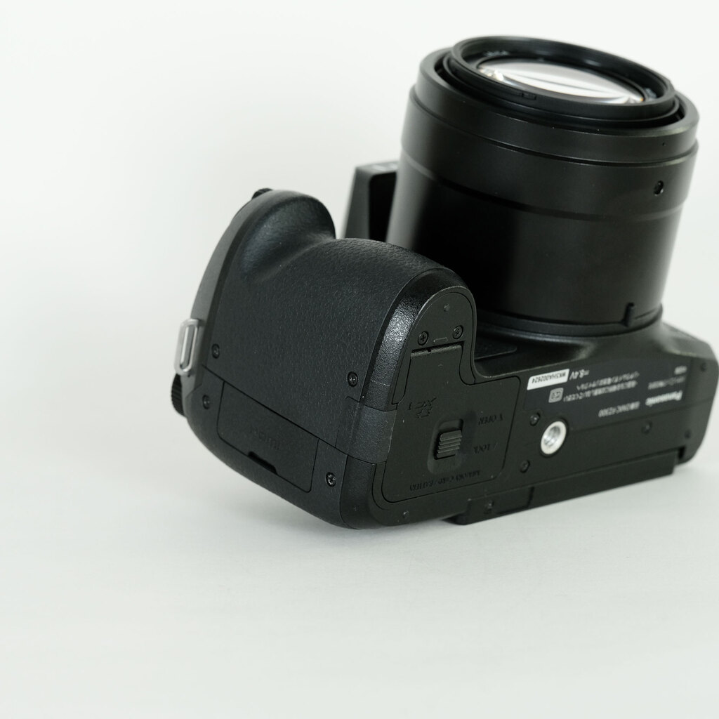 Panasonic LUMIX DMC-FZ300