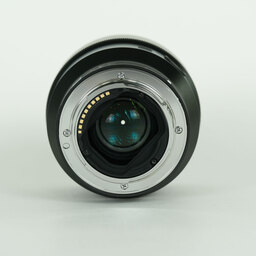 SONY FE 85mm F1.8 SEL85F18 SONY FE 85mm F1.8 SEL85F18