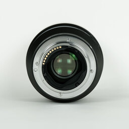 SONY FE 85mm F1.8 SEL85F18