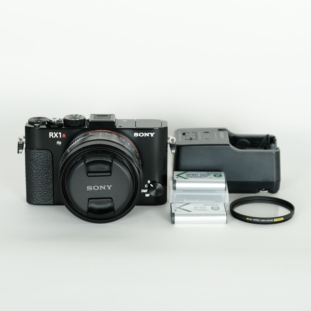 SONY Cyber-shot DSC-RX1RM2