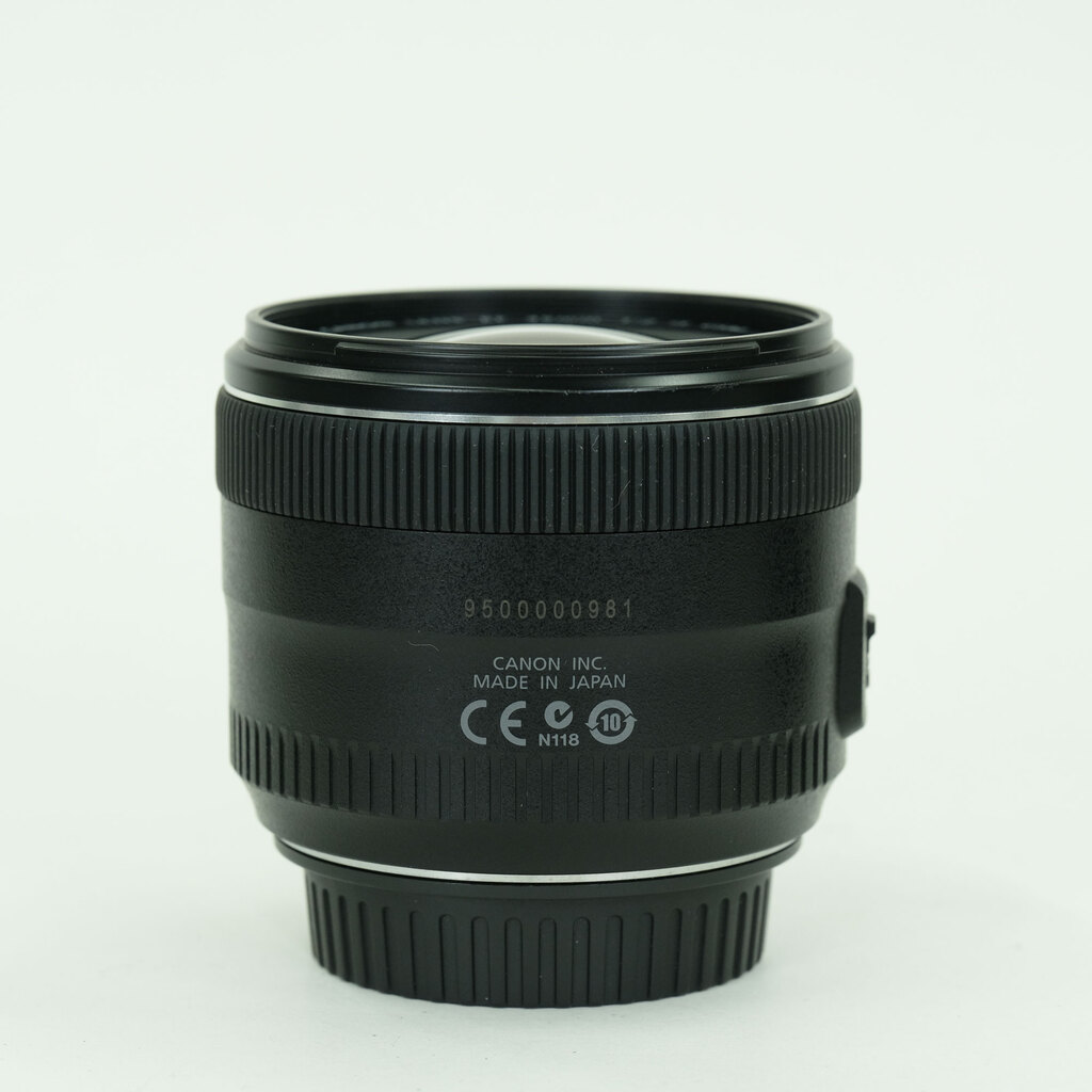 Canon EF35mm F2 IS USM Canon EF35mm F2 IS USM