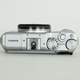 FUJIFILM X-A5