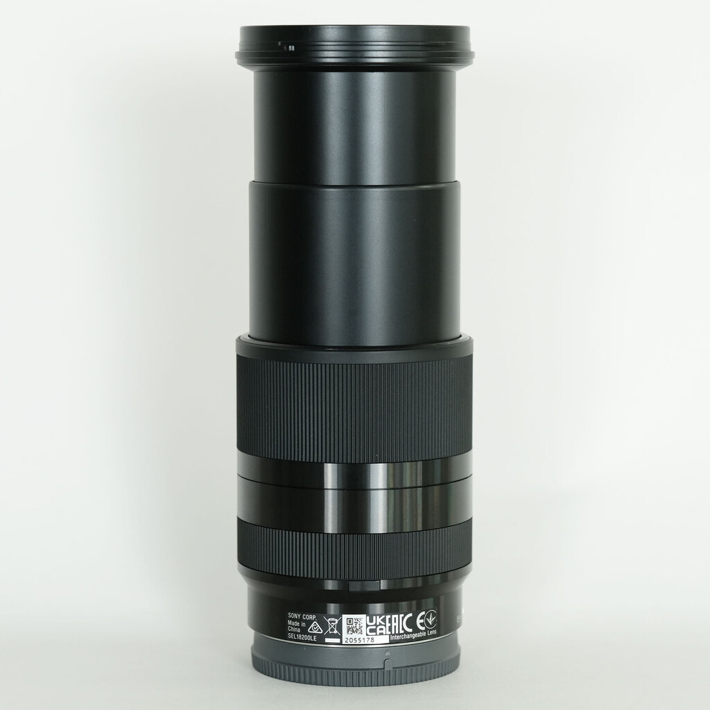 SONY E18-200mm F3.5-6.3 OSS LE SEL18200LE