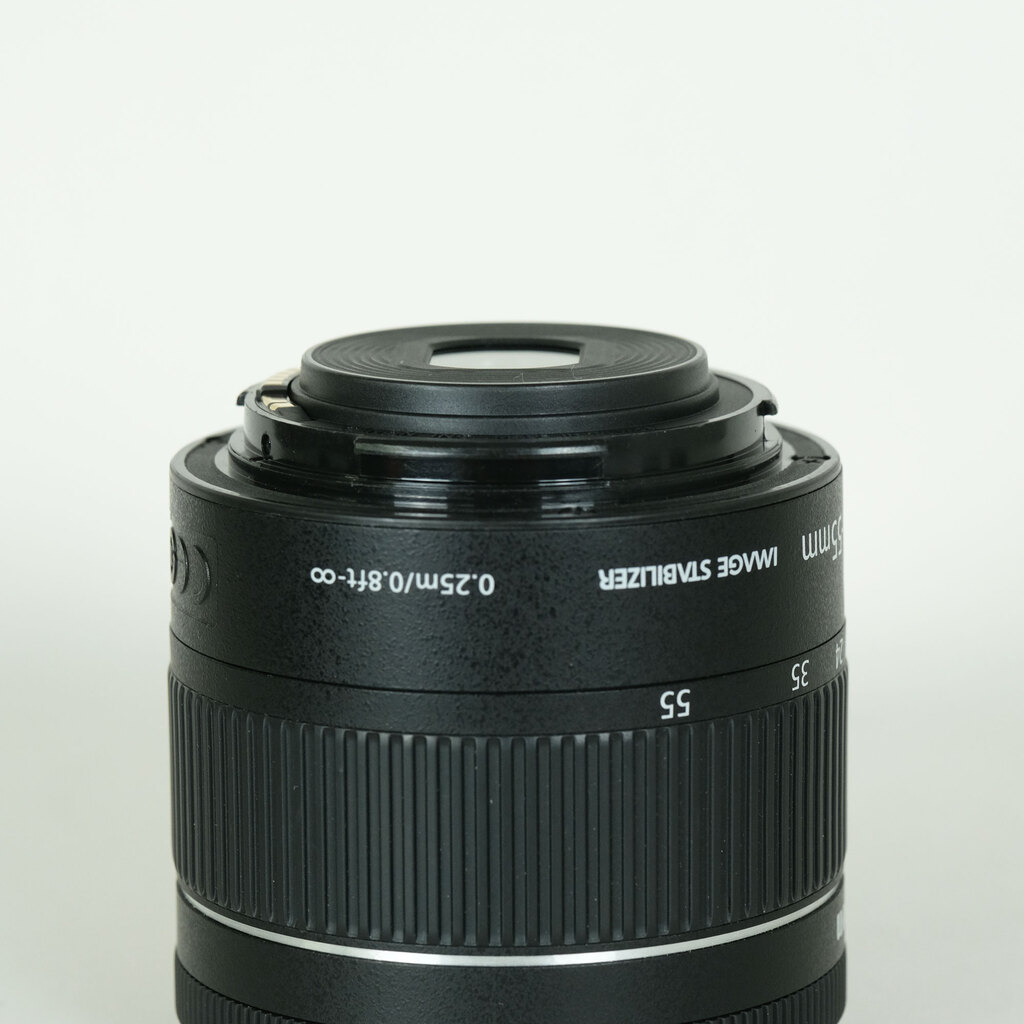 Canon EF-S18-55mm F4-5.6 IS STM