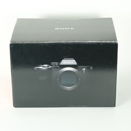 SONY α7 IV(ILCE-7M4) SONY α7 IV(ILCE-7M4)