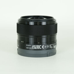 SONY E 35mm F1.8 OSS SEL35F18
