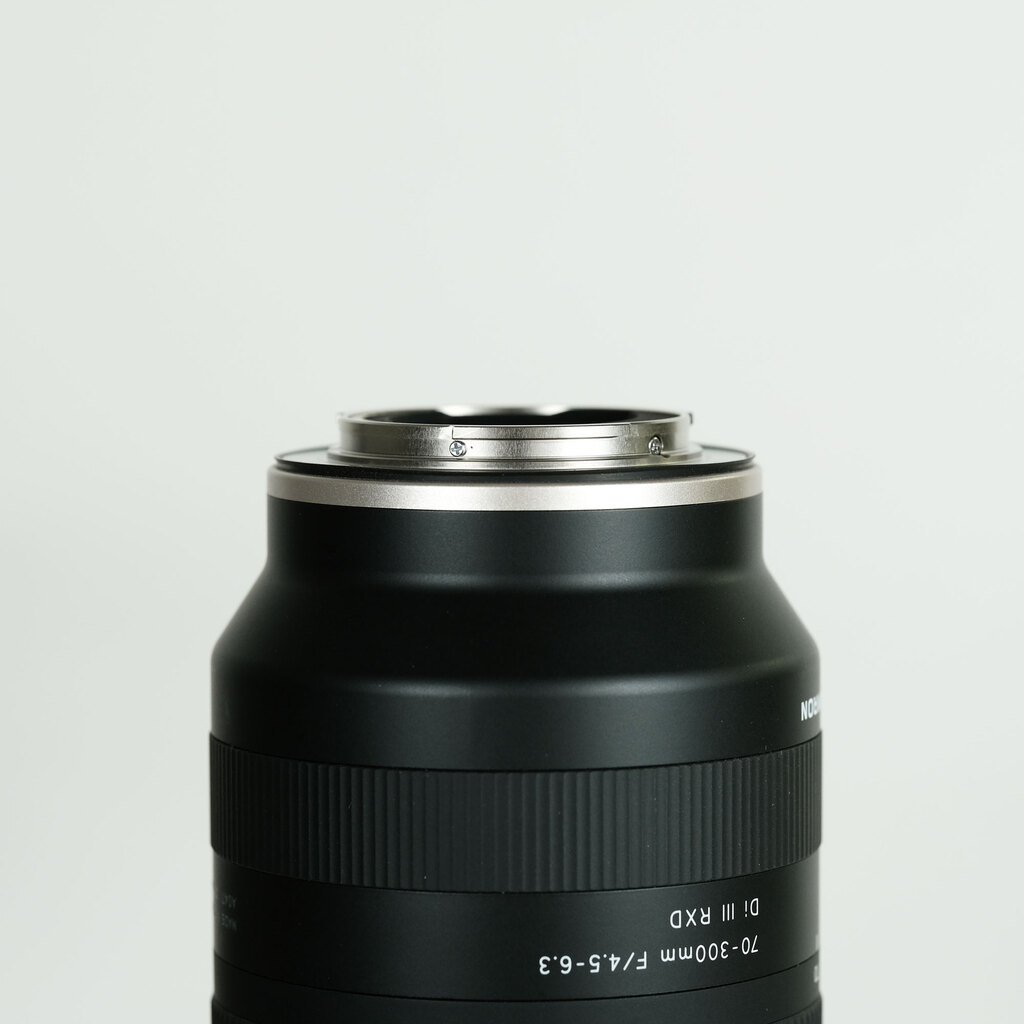 TAMRON 70-300mm F/4.5-6.3 Di III RXD (Model A047) [ソニーE用]