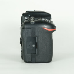 Nikon D500