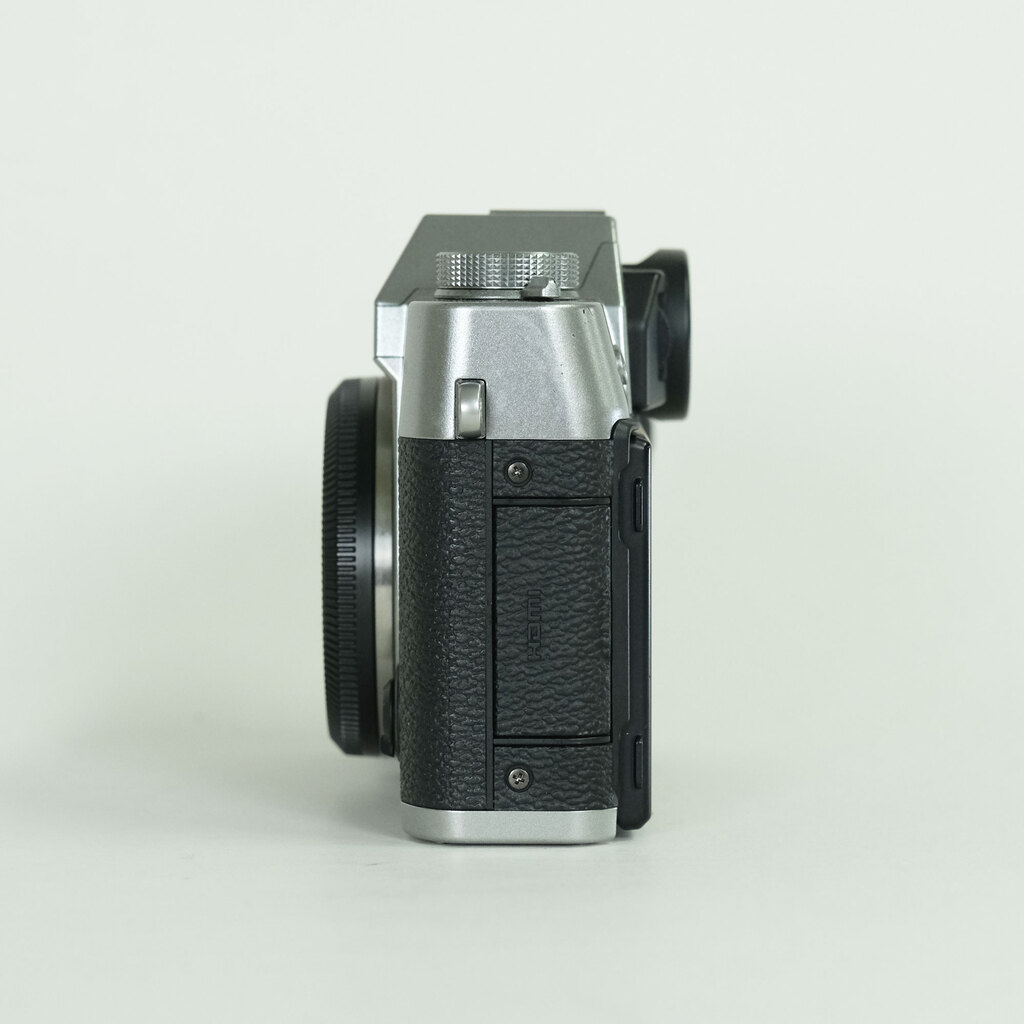 FUJIFILM X-T30 FUJIFILM X-T30