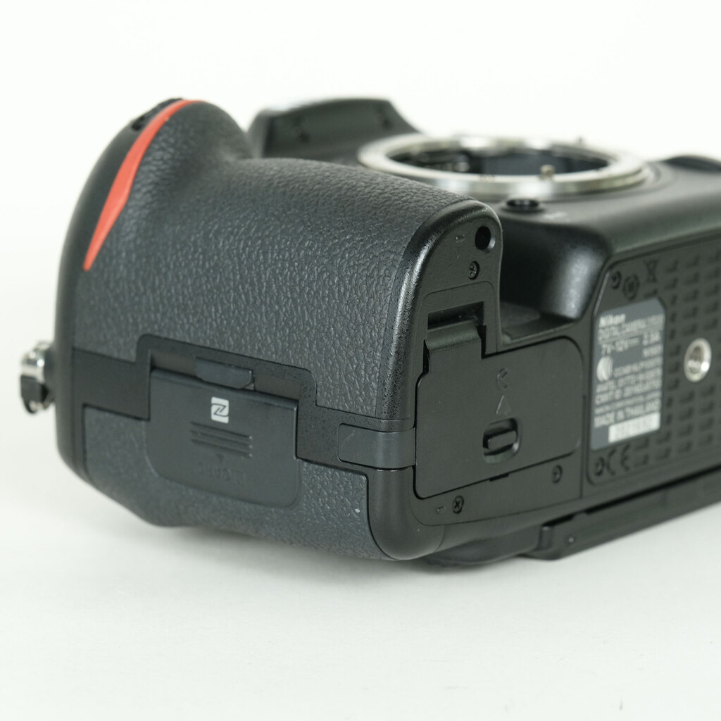 Nikon D500
