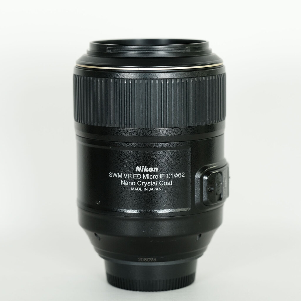 Nikon AF-S VR Micro-Nikkor 105mm f/2.8G IF-ED