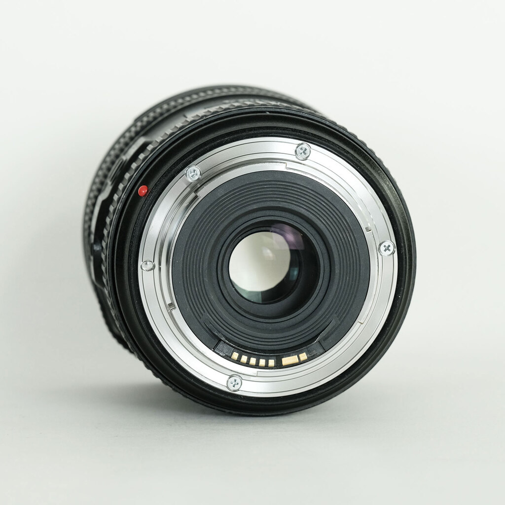 Canon EF24-70mm F4L IS USMの出品 | ONE SCENE（ワンシーン）