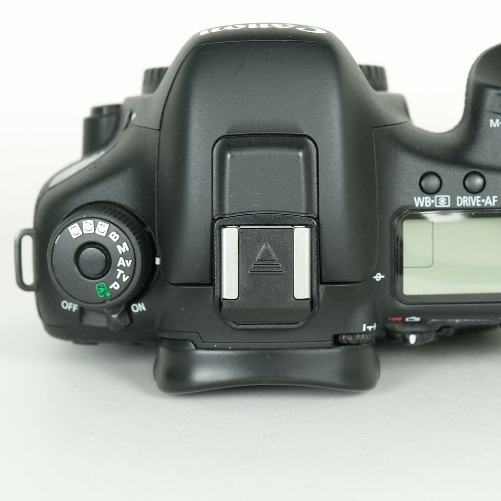 Canon EOS 7D Mark II Canon EOS 7D Mark II